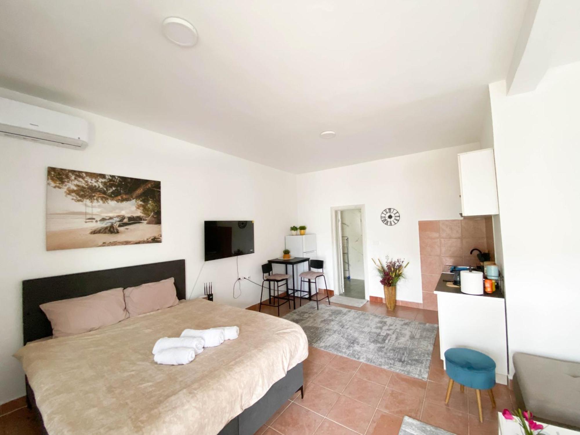 Olive Apartment Ποντγορίτσα Εξωτερικό φωτογραφία